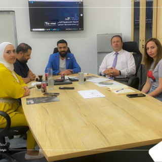 زيارة ممثلين عن جامعه فلسطين التقنيه - خضوري